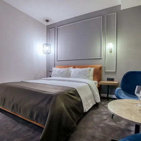 מלון Boscovich Boutique 4*