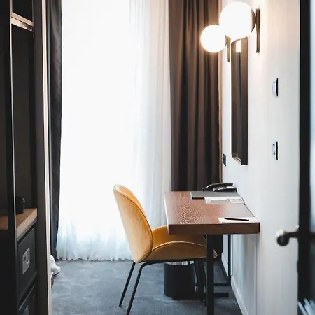 Boscovich Boutique מלון 4*