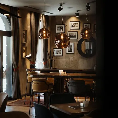 מלון Boscovich Boutique 4*